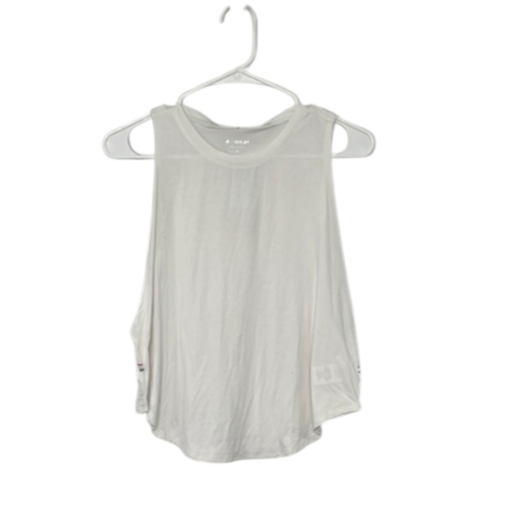 Four Laps Women’s Medium White Sleeveless activewear top NWT